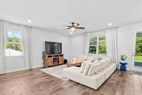 1237 Wind Swept Ct, Little River, SC 29566 photo 10