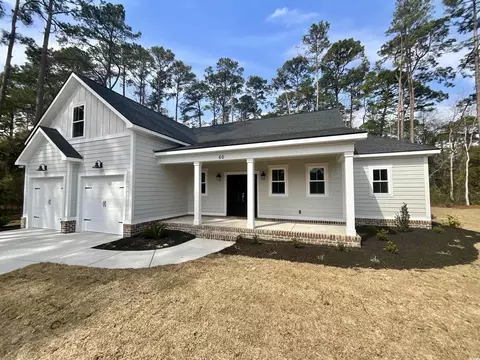 60 Japonica Pl, Pawleys Island, SC 29585