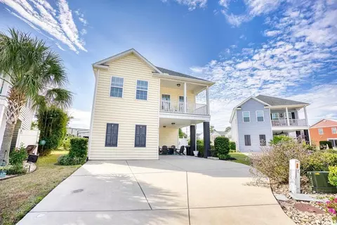 911 Ocean Pines Ct, North Myrtle Beach, SC 29582