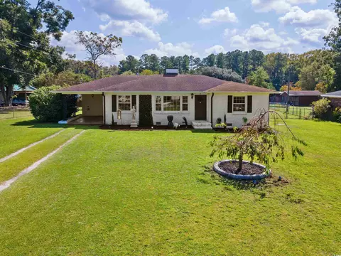 48 Hillcrest Dr, Andrews, SC 29510