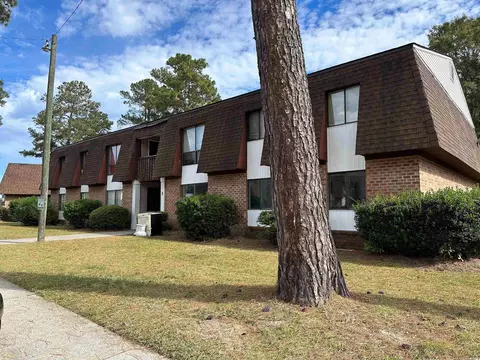 615 Carter Ln #B6, Conway, SC 29526