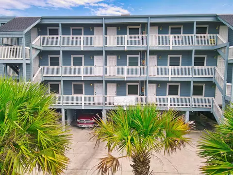 116 S Waccamaw Dr #104, Murrells Inlet, SC 29576