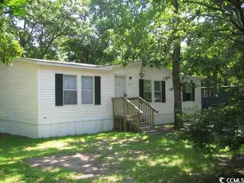 124 Marsh Oaks Dr, Pawleys Island, SC 29585
