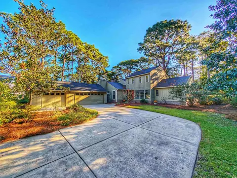 202 Snowbell Ln, Pawleys Island, SC 29585