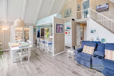 Dining - 617 3rd Ave S, Surfside Beach, SC 29575 photo 2 of 3