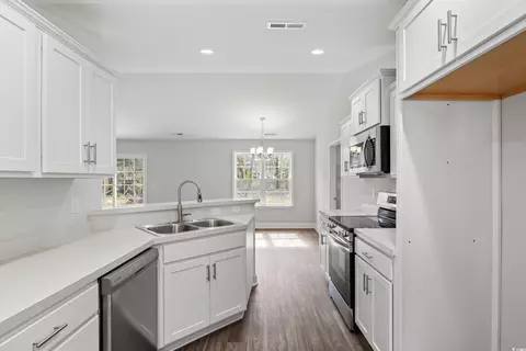 Kitchen - 815 Lakeside Dr, Georgetown, SC 29440 photo 3 of 3
