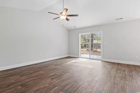 Living - 815 Lakeside Dr, Georgetown, SC 29440 photo 2 of 3