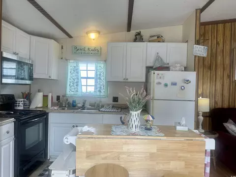 1693 Gannet, Surfside Beach, SC 29575 photo 6