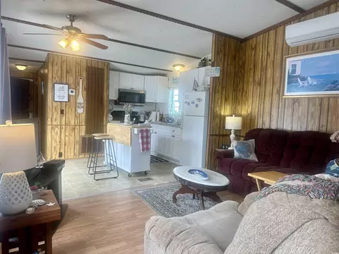 1693 Gannet, Surfside Beach, SC 29575 photo 2