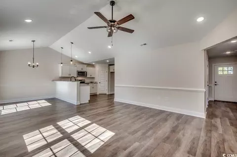 Living - 3015 Inheritance Rd, Conway, SC 29527 photo 2 of 4