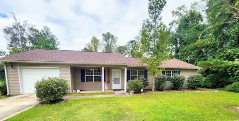 4901 Meadow St, Loris, SC 29569