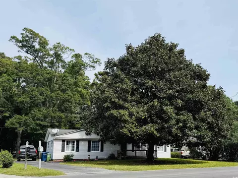 704 9th Ave S, Myrtle Beach, SC 29577
