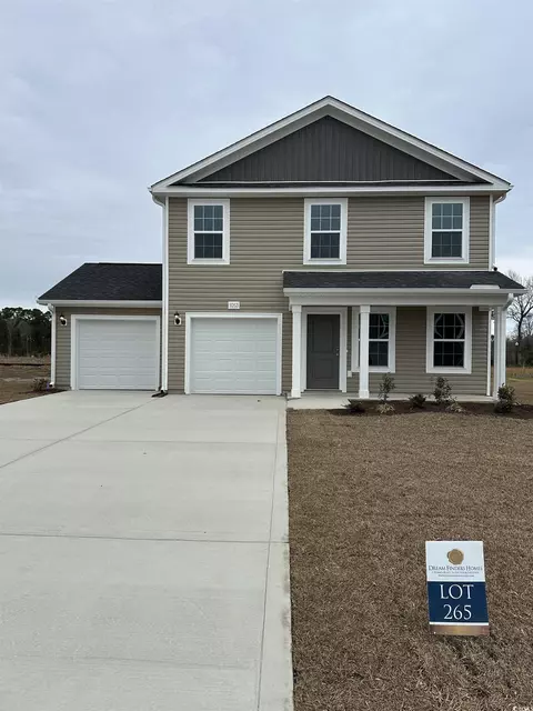 1053 Kinness Dr, Conway, SC 29527