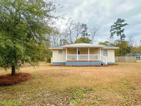 245 Brace Dr, Pawleys Island, SC 29585