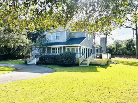 407 Pine Cir, Myrtle Beach, SC 29572