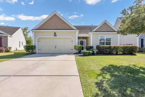 140 Carolina Oaks Dr, Murrells Inlet, SC 29576