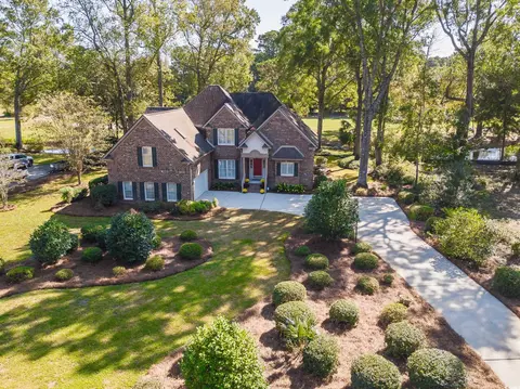 1495 Hawthorn Dr, Pawleys Island, SC 29585