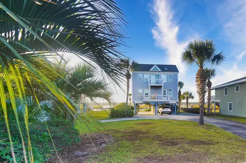 1072 S Waccamaw Dr, Murrells Inlet, SC 29576