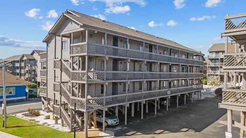 9621 Shore Dr #B-213, Myrtle Beach, SC 29572