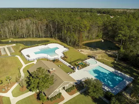 6735 Genesis Dr, Murrells Inlet, SC 29576 photo 2