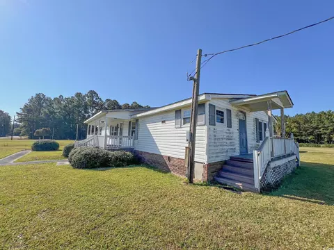 Exterior - 2911 Mount Olive Rd, Loris, SC 29569 photo 3 of 4