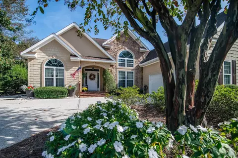 1716 Club Circle Dr, Pawleys Island, SC 29585
