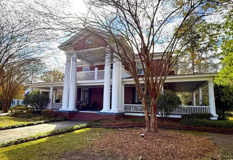 411 E Main St, Lake City, SC 29560