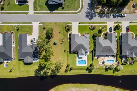 720 Chisholm Rd, Myrtle Beach, SC 29579