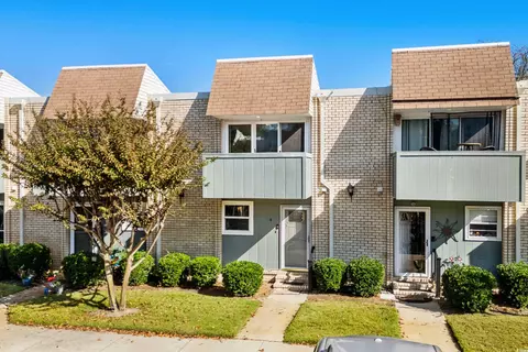 4701 N Kings Hwy #4, Myrtle Beach, SC 29577
