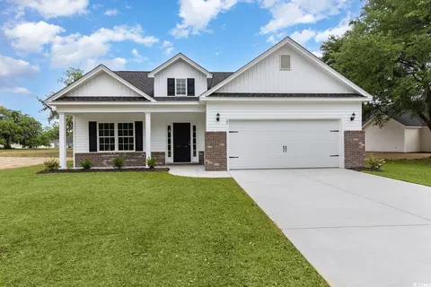 611 Lightwood Dr, Conway, SC 29526