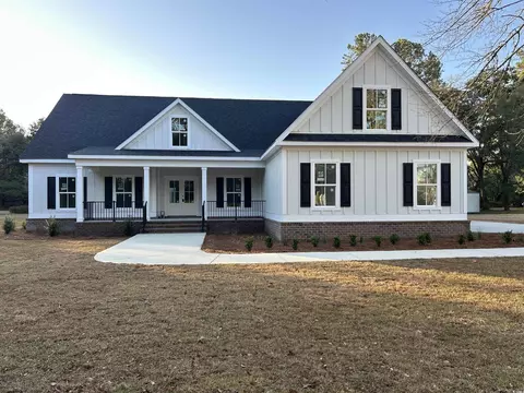 909 Grimes St, Georgetown, SC 29440