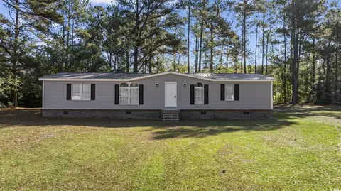 123 Quail Run Rd, Loris, SC 29569