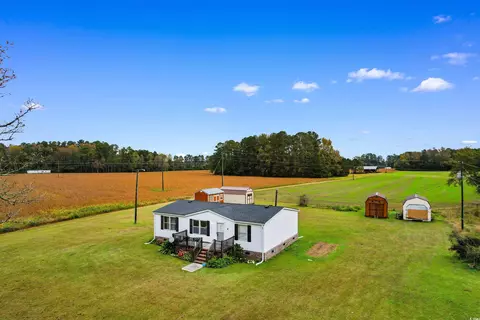 3822 Marble Rd, Mullins, SC 29574