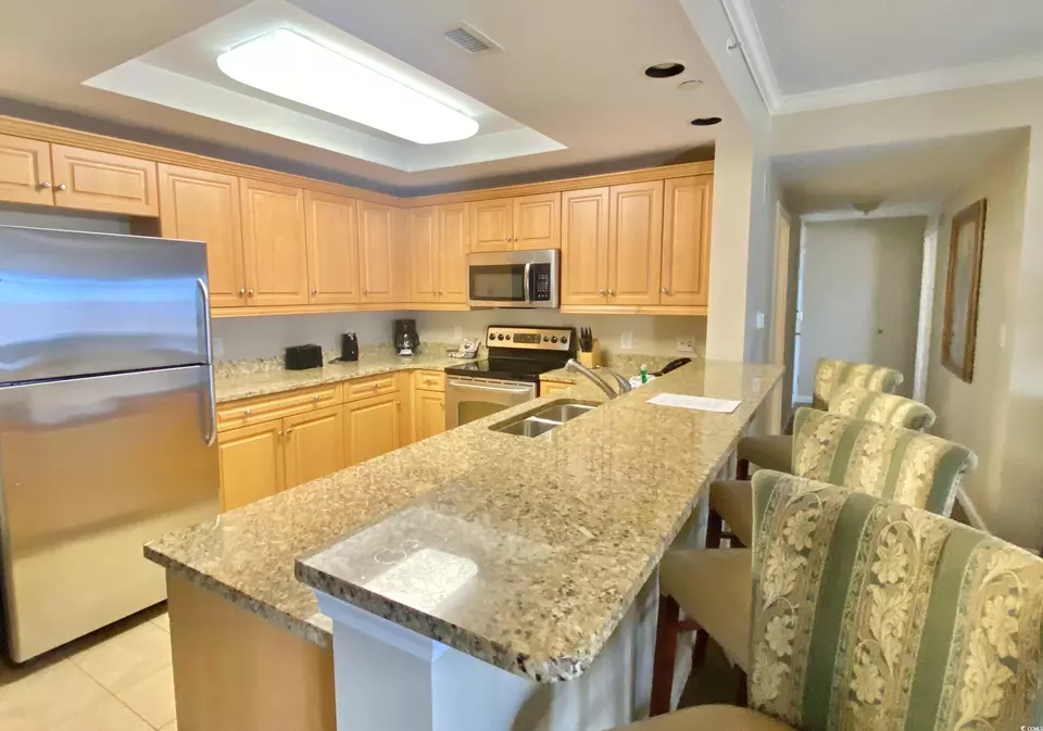 Kitchen - 9994 Beach Club Dr #1806, Myrtle Beach, SC 29572 photo 1 of 2
