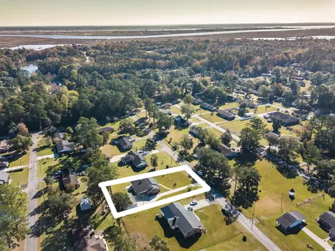 407 Walnut Ave, Georgetown, SC 29440 photo 6