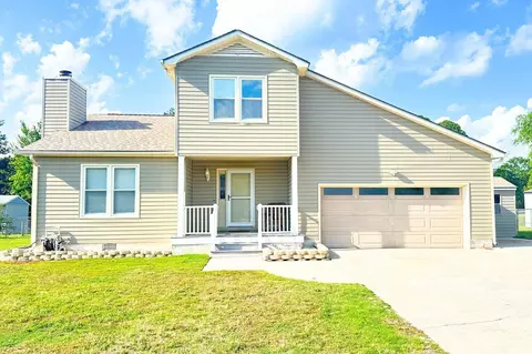 611 Six Lakes Dr, Myrtle Beach, SC 29588