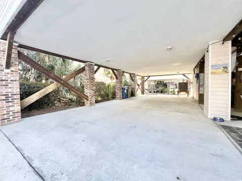 Exterior - 423 Ocean Palms Dr, Surfside Beach, SC 29575 photo 4 of 8