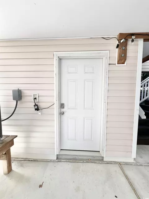 Exterior - 423 Ocean Palms Dr, Surfside Beach, SC 29575 photo 5 of 8
