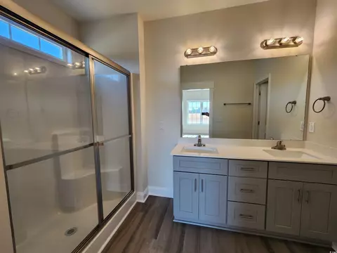 Bath - 2802 Daisy Rd, Loris, SC 29569 photo 4 of 6