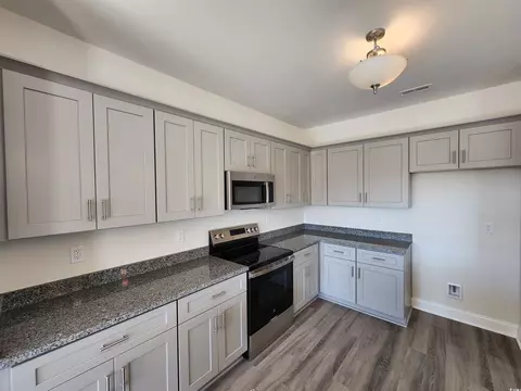 Kitchen - 2802 Daisy Rd, Loris, SC 29569 photo 3 of 3
