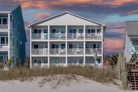 909 S Ocean Blvd #301, North Myrtle Beach, SC 29582