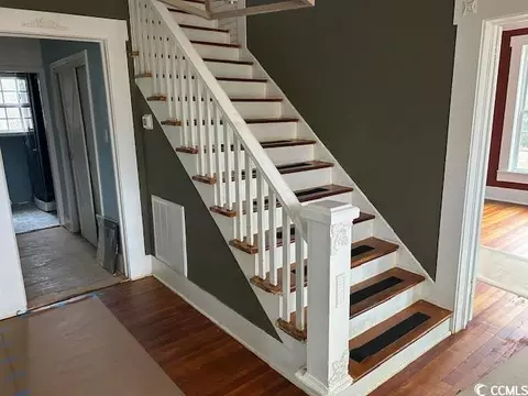 Entry Way - 2708 Main St, Loris, SC 29569 photo 3 of 7