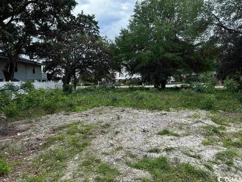 119 6th Ave N, Surfside Beach, SC 29575