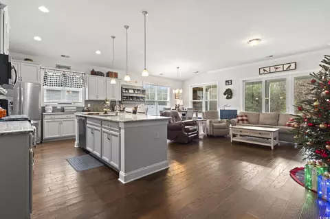 144 Bucky Loop, Murrells Inlet, SC 29576 photo 11
