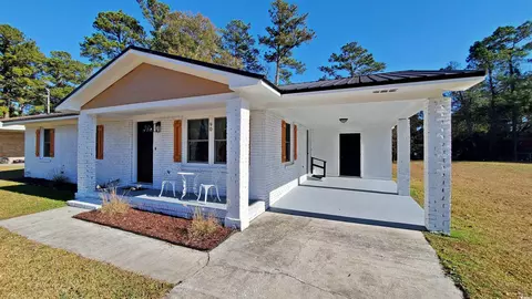 90 Wateree Trl, Georgetown, SC 29440