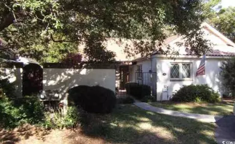 4 Martinique Dr, Myrtle Beach, SC 29572