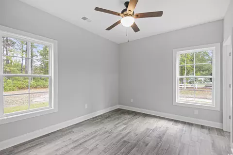 Bedroom - 5575 Dinkler Ave, Loris, SC 29569 photo 4 of 5