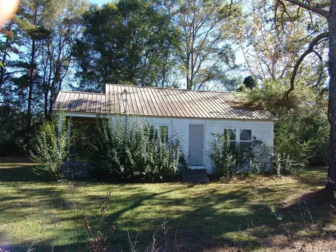 62 Pear Way, Andrews, SC 29510
