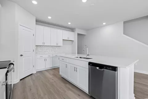 Kitchen - 2040 Copper Creek Loop, Longs, SC 29568 photo 3 of 7