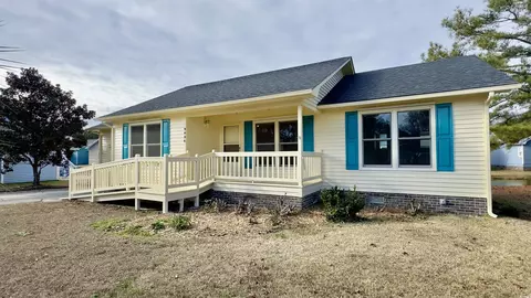9404 Chicory Ln, Murrells Inlet, SC 29576